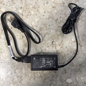 HP TPN-CA 65W 19.5V 3.33A L25298-002 710412-001 ac adapter used